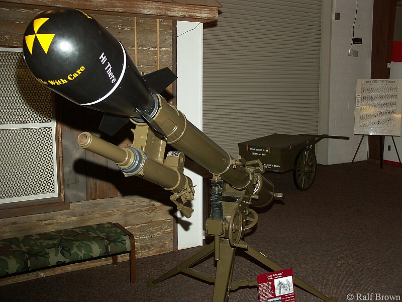 M65 Recoilless Nuclear Rifle